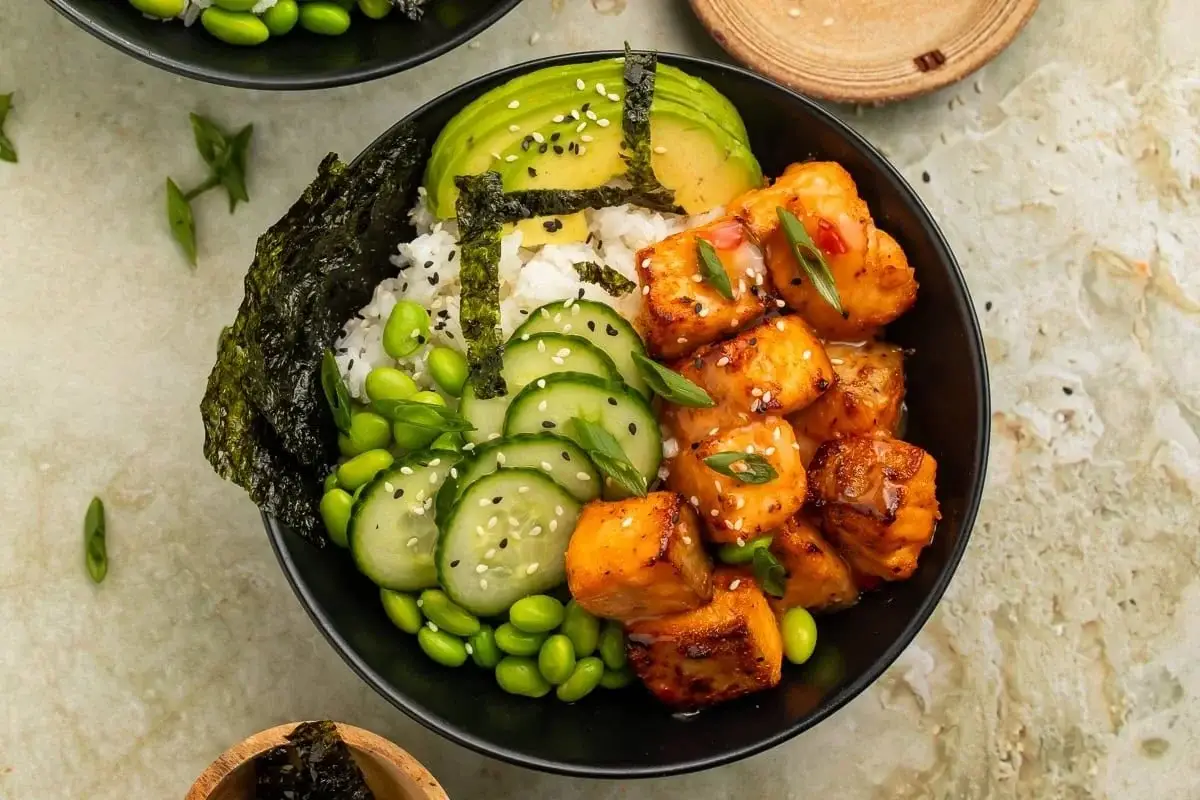 Air Fryer Bang Bang Salmon Bowls
