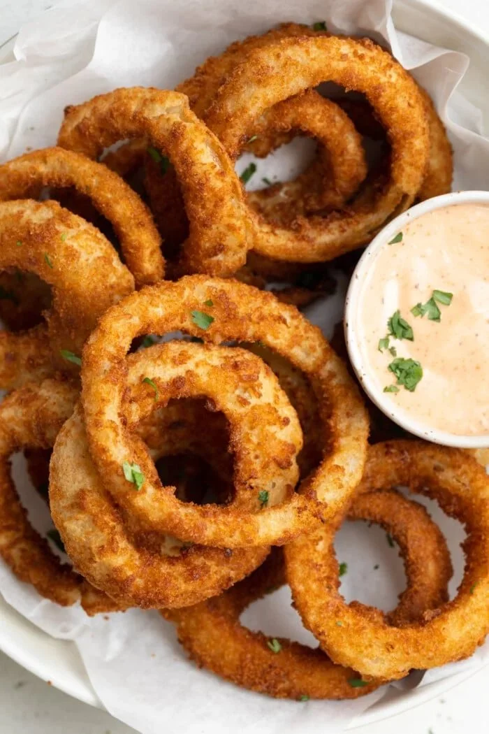 Frozen Onion Rings in Air Fryer with Bloomin' Onion Sauce